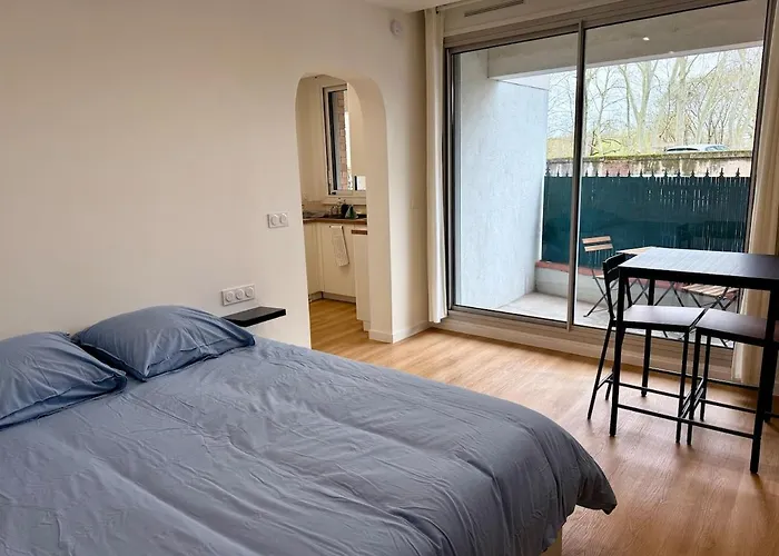 아파트 Au Coeur De *